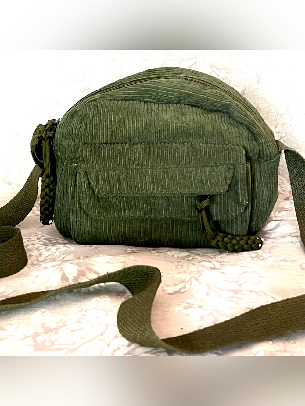 Olive Green Corduroy Mini Crossbody Bag – Excellent Condition!